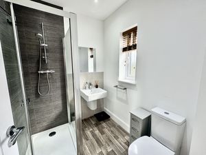 Photo 7- click for photo gallery